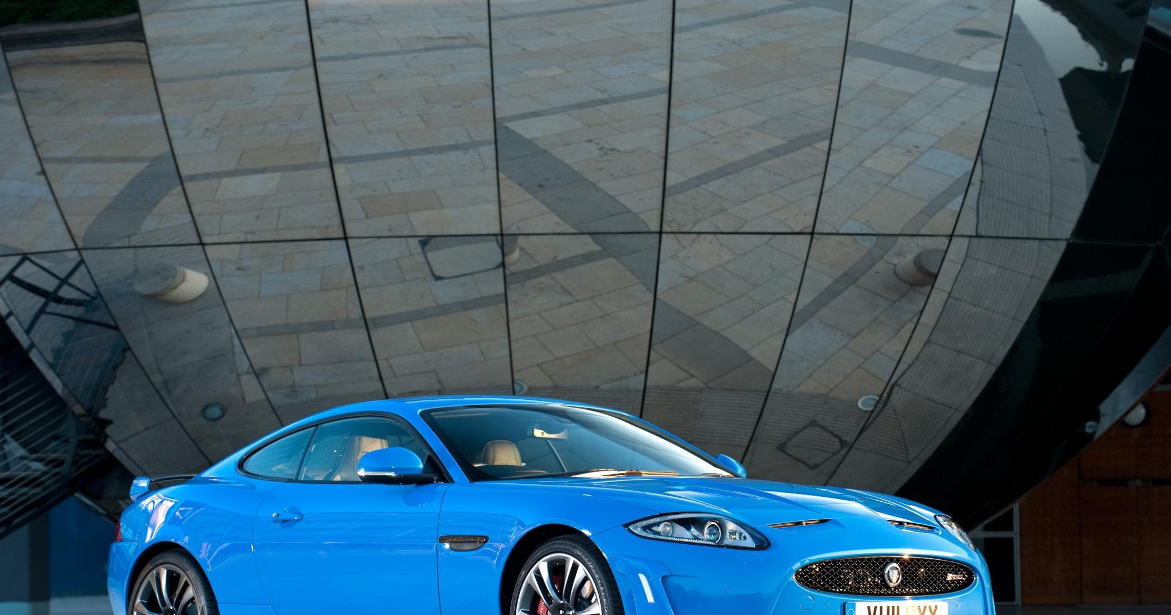 Jaguar XKR-S