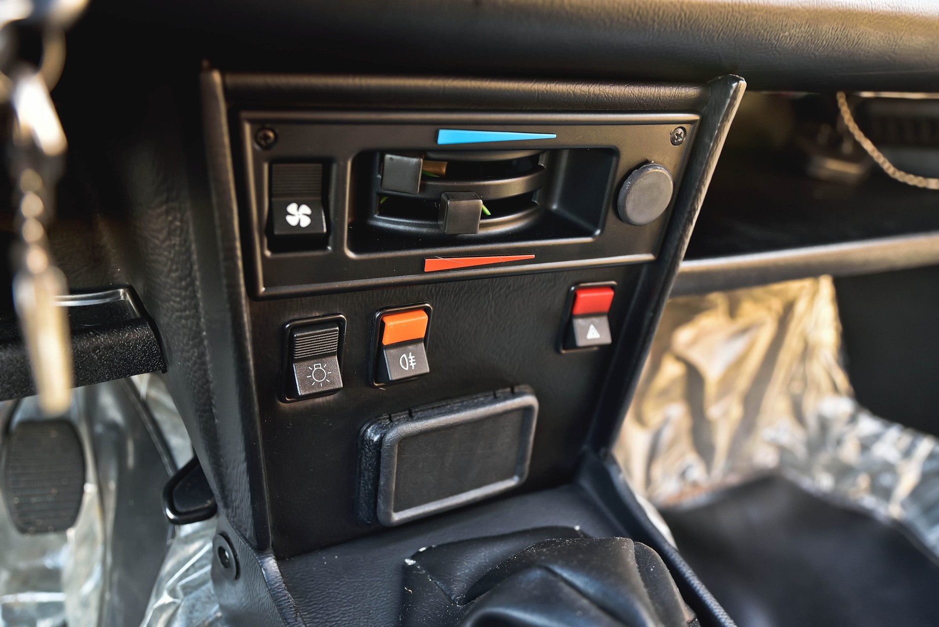 Ten Duży Fiat jest nowy, choć ma 35 lat.  FSO 125p wystawiony na aukcji.