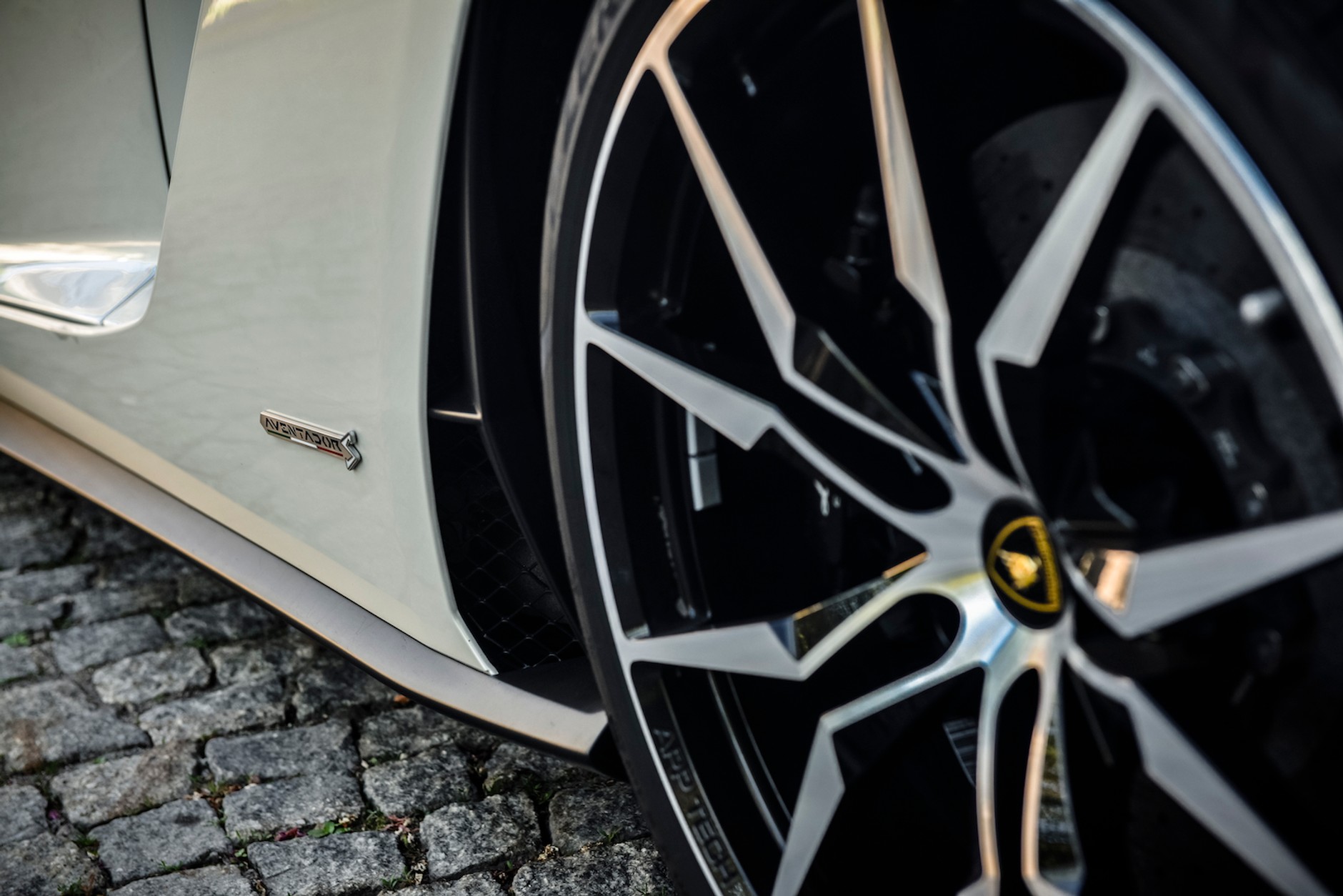 Lamborghini Aventador S Coupé