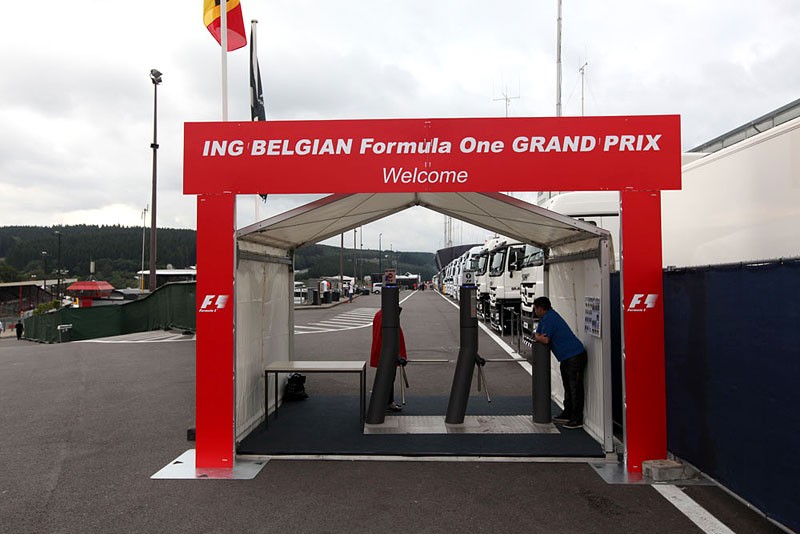 Grand Prix Europy 2009: Formuła 1 od kulis - fotogaleria Jiří Křenek