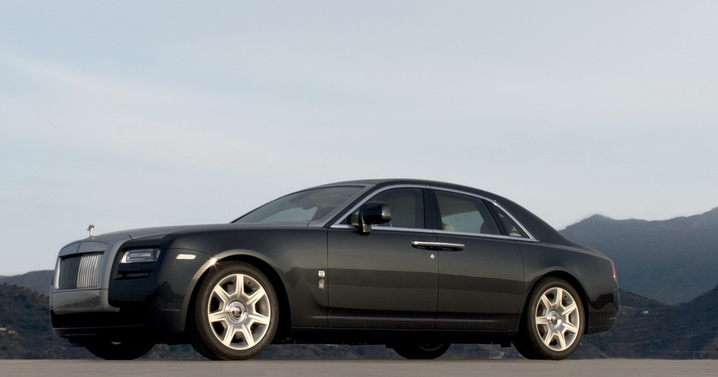 Rolls-Royce Ghost - "Baby Rolls" w pełnej krasie