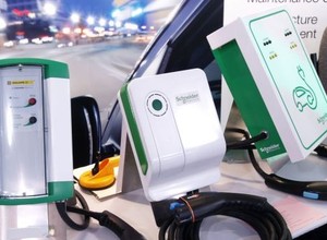 Ładowanie elektrycznych aut będzie proste