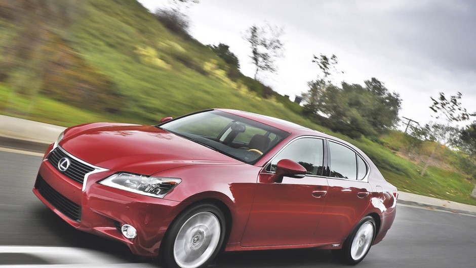 Lexus GS: hybryda na sportowo