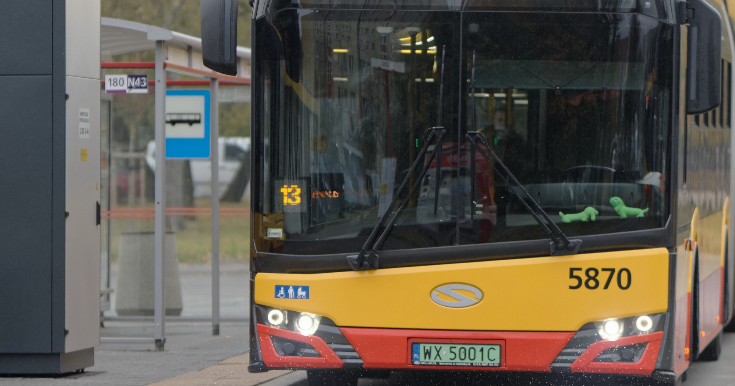 Autobus miejski w Warszawie - zdj. ilustracyjne
