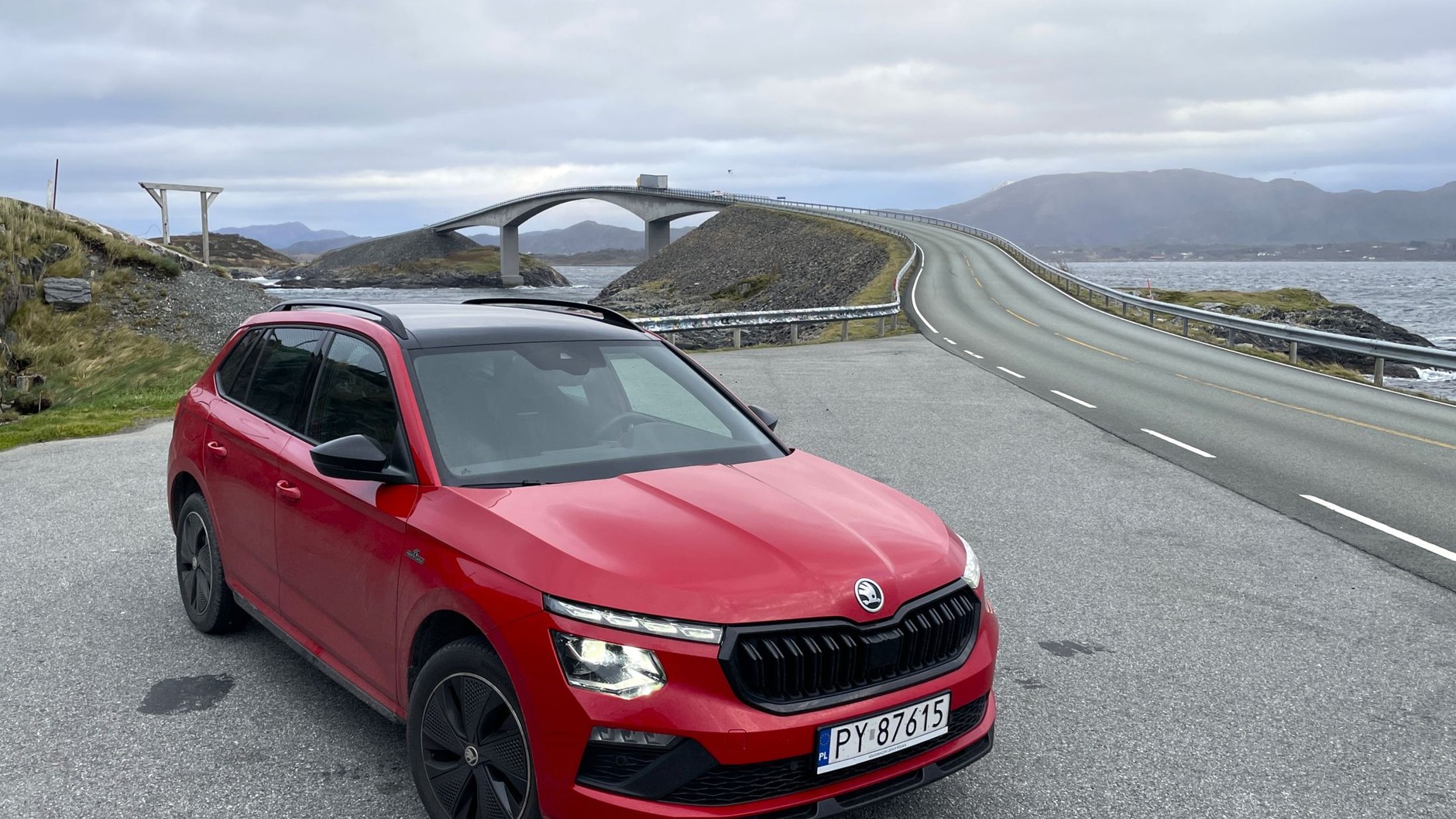 Klasyczne zdjęcie z Drogi Atlantyckiej