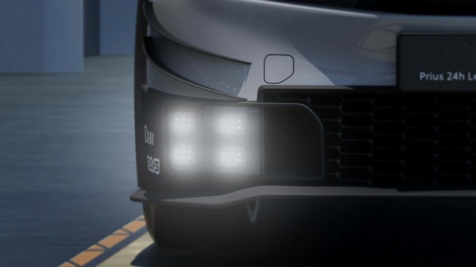 Dodatkowe lampy jak w bolidach startujących w Le Mans