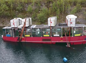 Toruński tramwaj dostał drugie życie. Kiedyś woził pasażerów, teraz spocznie na dnie