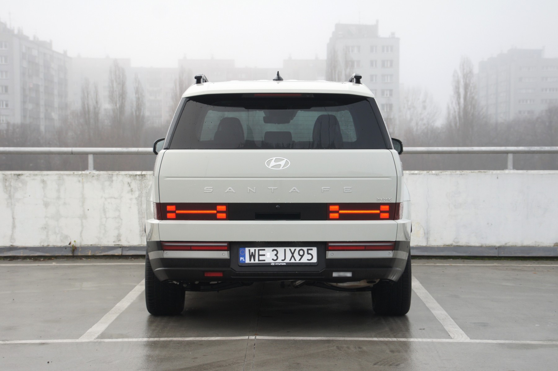 Hyundai Santa Fe Hybrid