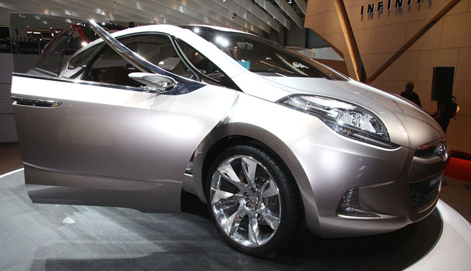 Genewa 2008: Hyundai - więcej na temat HED-5 i-mode