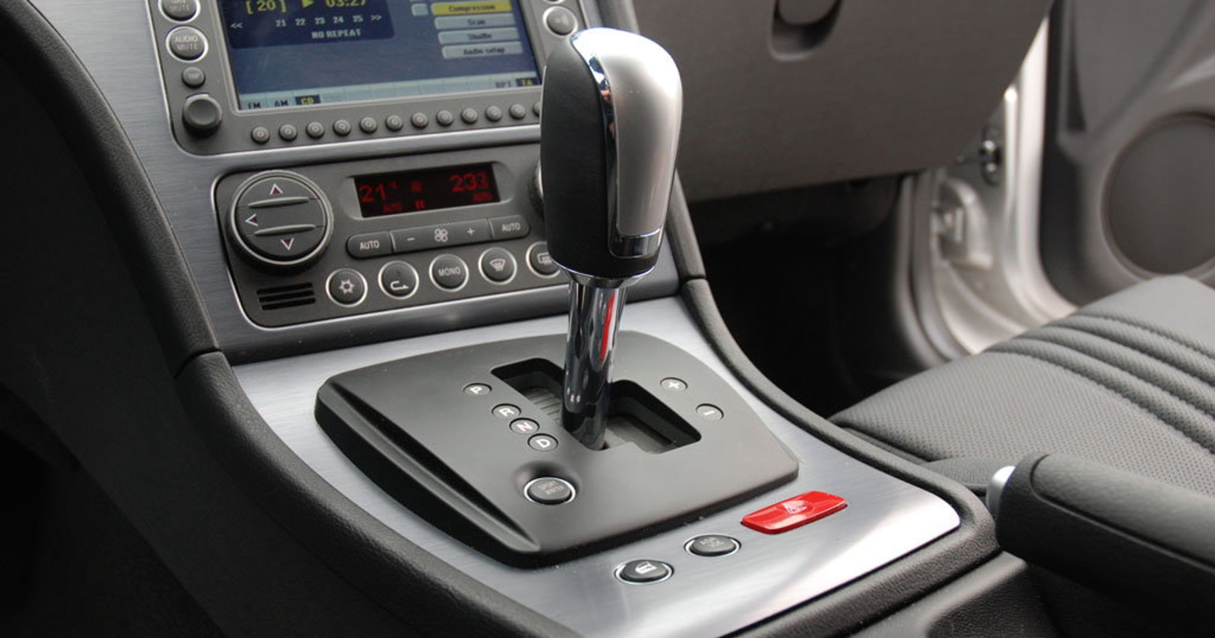 Jak eksploatować auto z automatyczną skrzynią biegów?