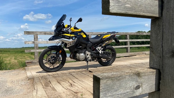 BMW F 750 GS - "el equilibrio perfecto", czyli złoty środek zawsze w cenie 