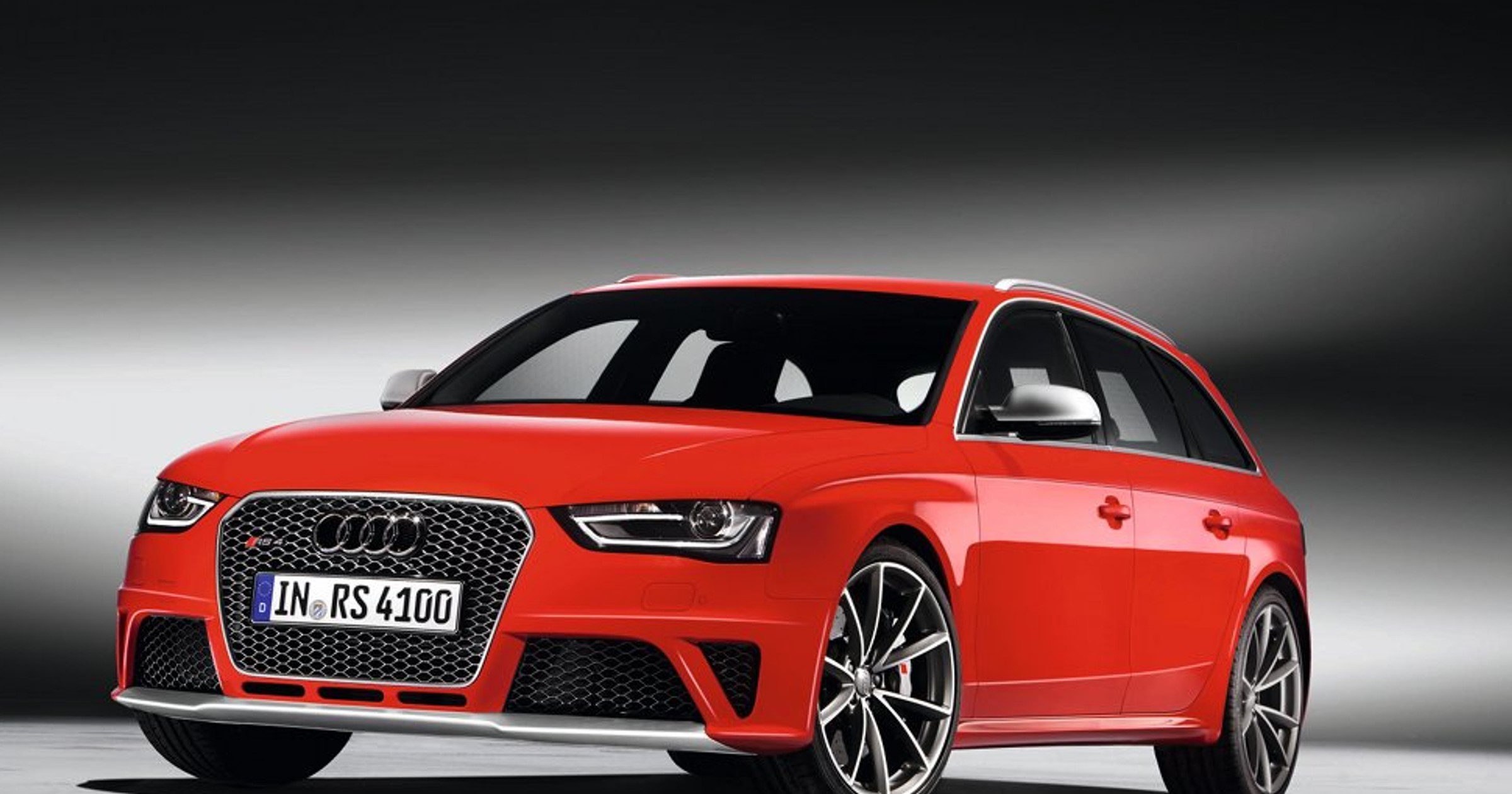Audi RS4 Avant: Rodzinny sportowiec