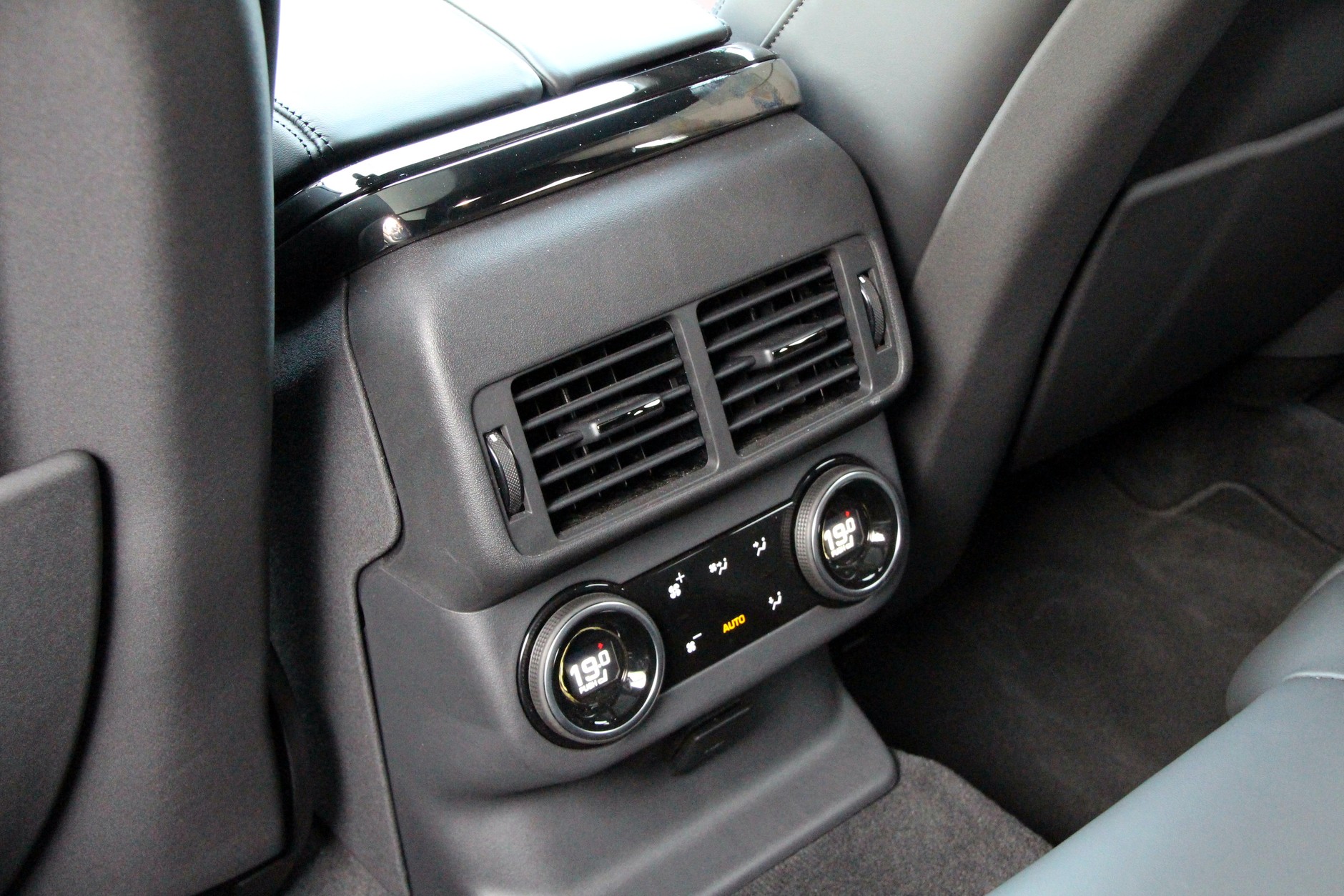 Range Rover Velar 2.0 PHEV Dynamic HSE