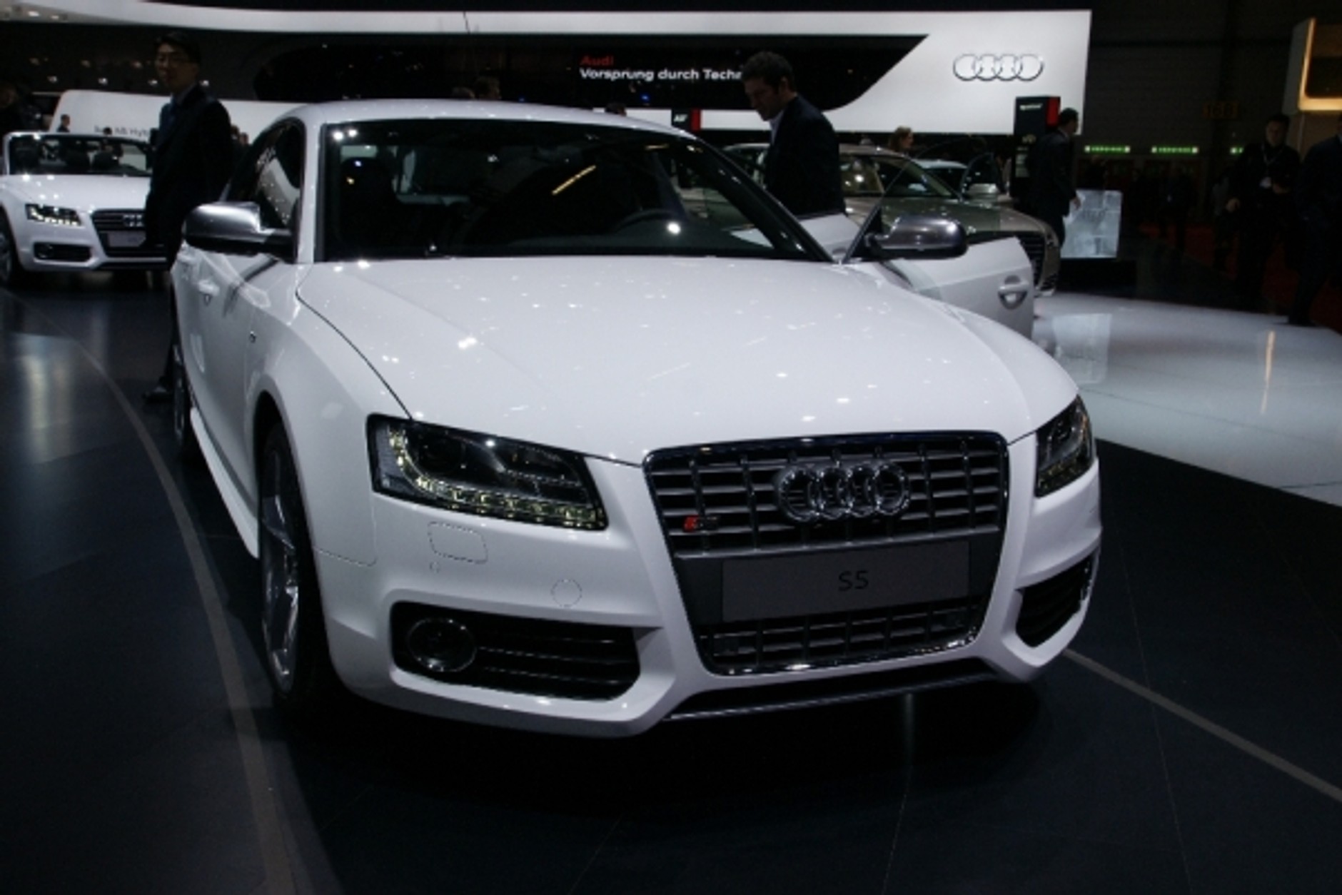 Genewa 2010: pierwszy dzień prasowy (galeria 2.)