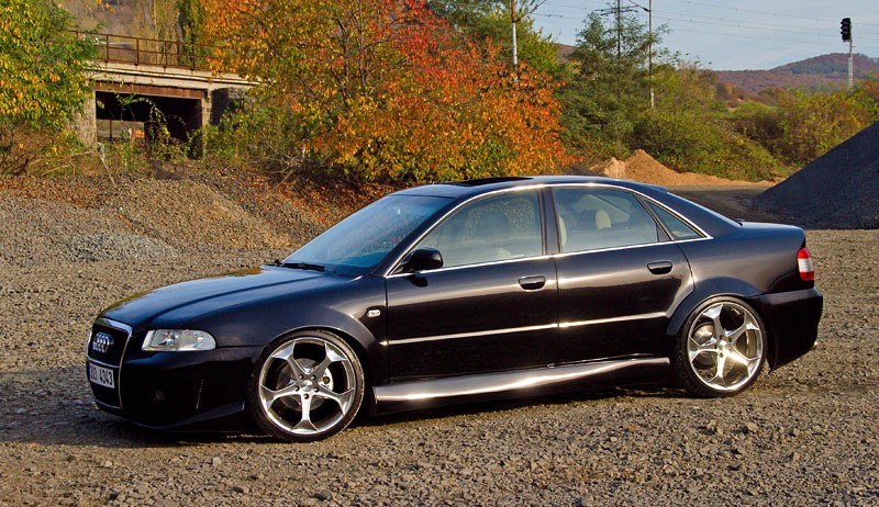 Garaż tunera: Audi A4 – dama w czerni