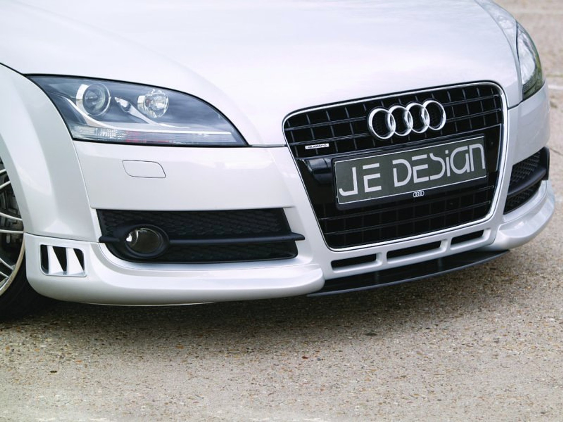 JE Design Audi TT: pogromca 911 Carrera?