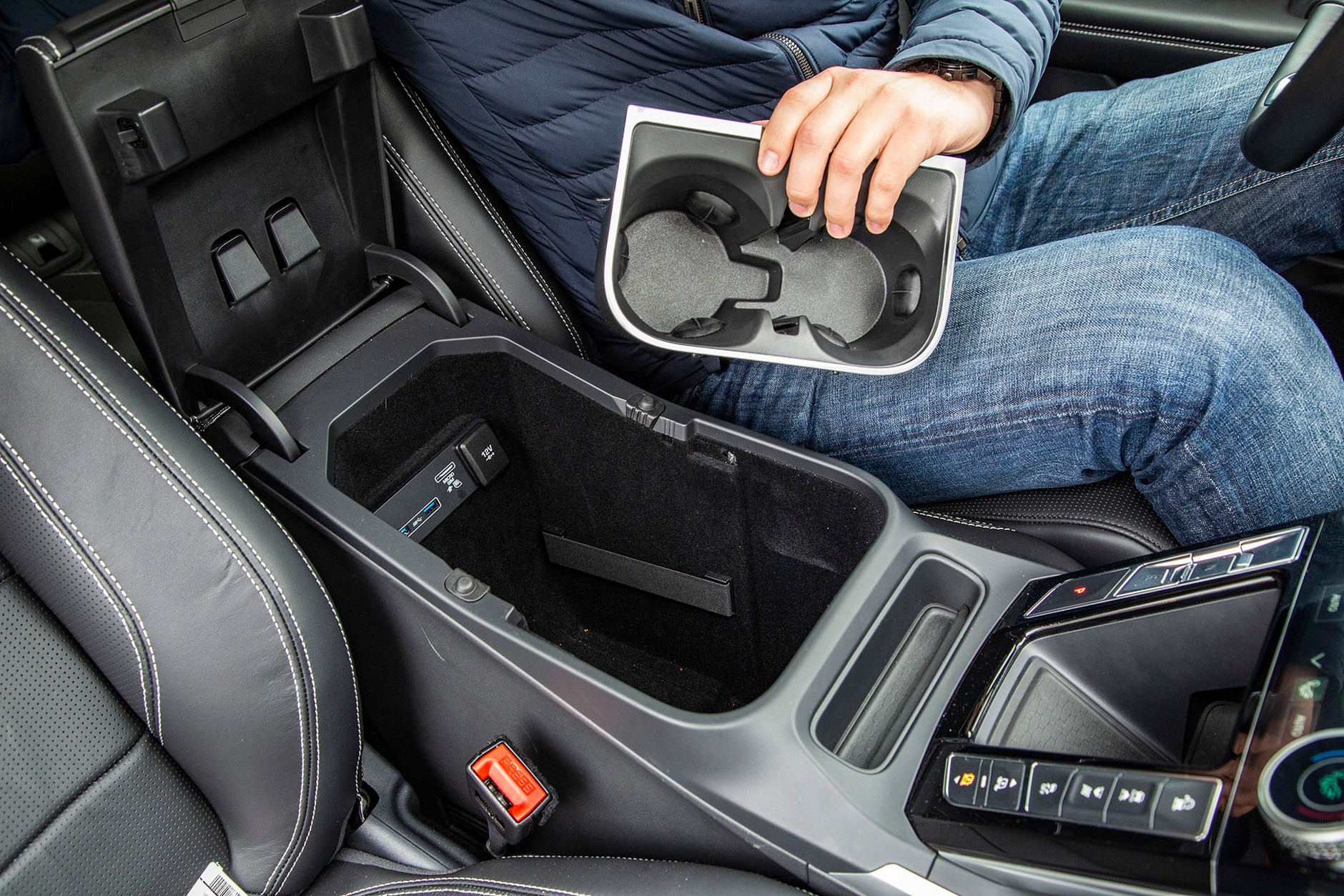 Jaguar i-Pace - czy jest lepszy od Tesli?