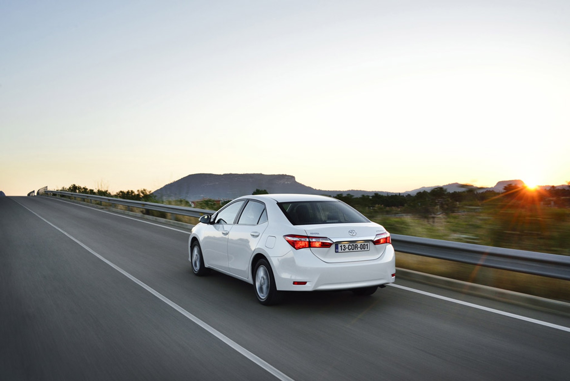 Jak jeździ nowa Toyota Corolla?