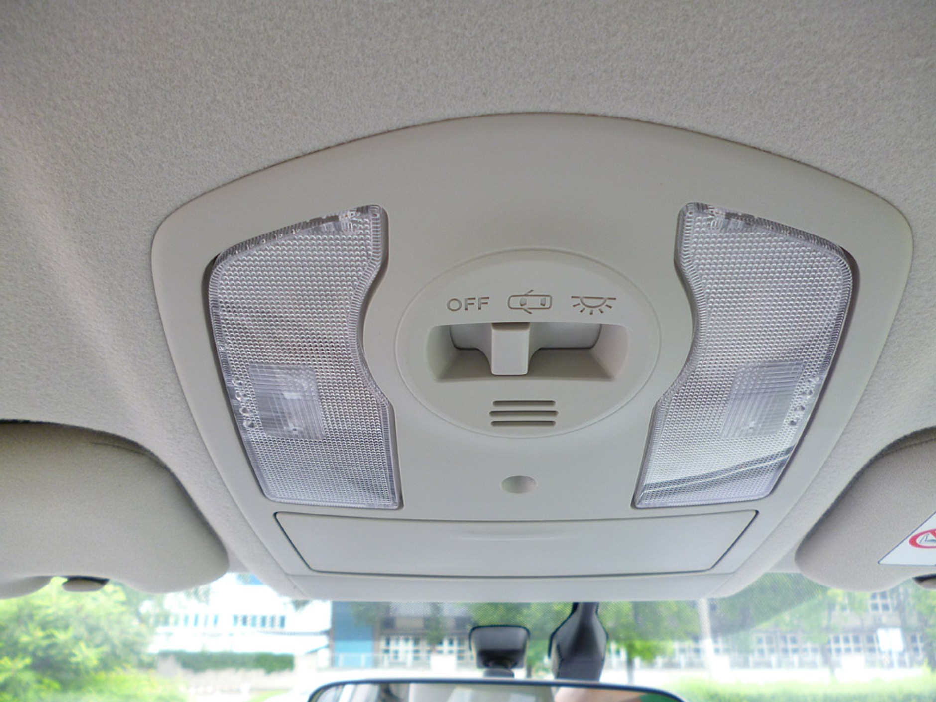 Mówisz hybryda, myślisz Prius