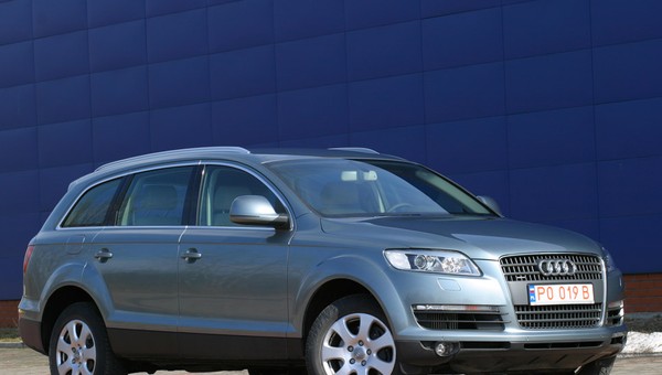 Używane SUV-y dla zamożnych: czy superauta to superwydatki