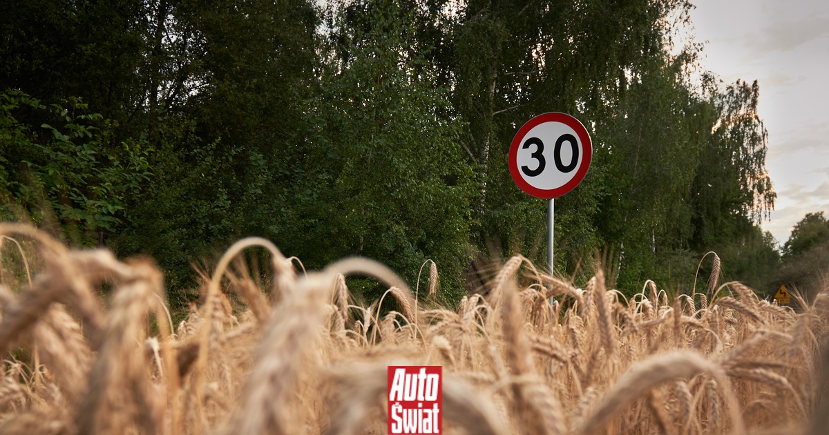 Rolnicy dopięli swego. Ograniczenia prędkości dla ciągników wzrosną do ...