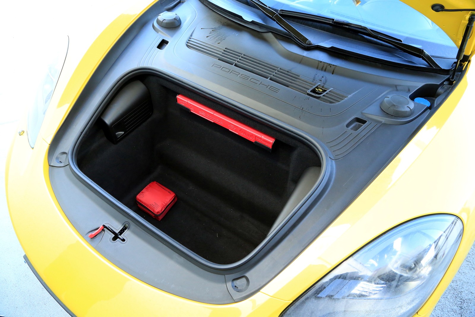 Porsche 718 Cayman