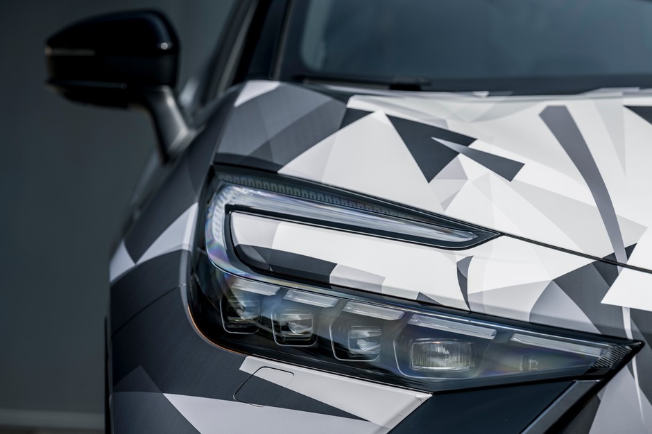 Nowa Toyota C-HR Plug-in Hybrid