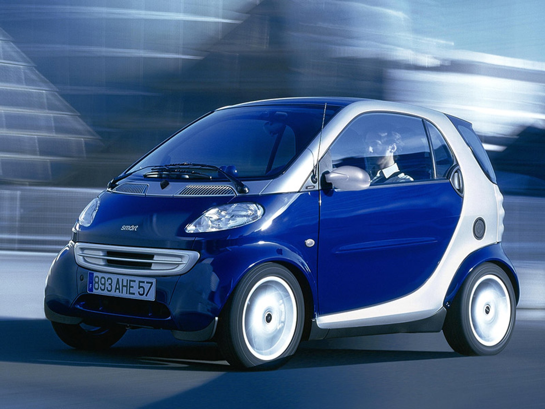 Smart ForTwo: 10 lat mikrosamochodu