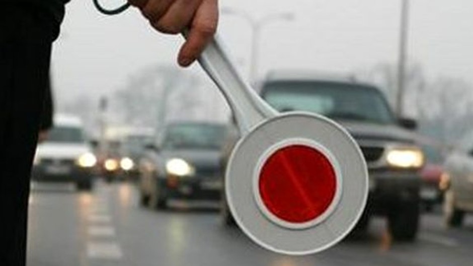 Obraz pochodzący z serwisu https://kalisz.policja.gov.pl/wl7/aktualnosci/254435,Kilka-wykroczen-na-koncie-kierowcy.html