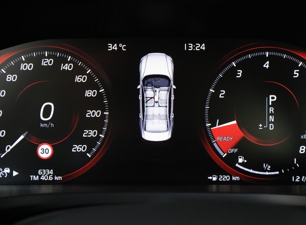 Ogranicznik prędkości Volvo do 180 km/h  – dobrze czy źle?