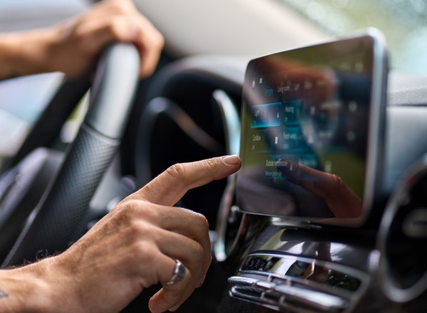 Korzystasz z aplikacji ostrzegającej o fotoradarach? Sprawdź, co za to grozi w Niemczech