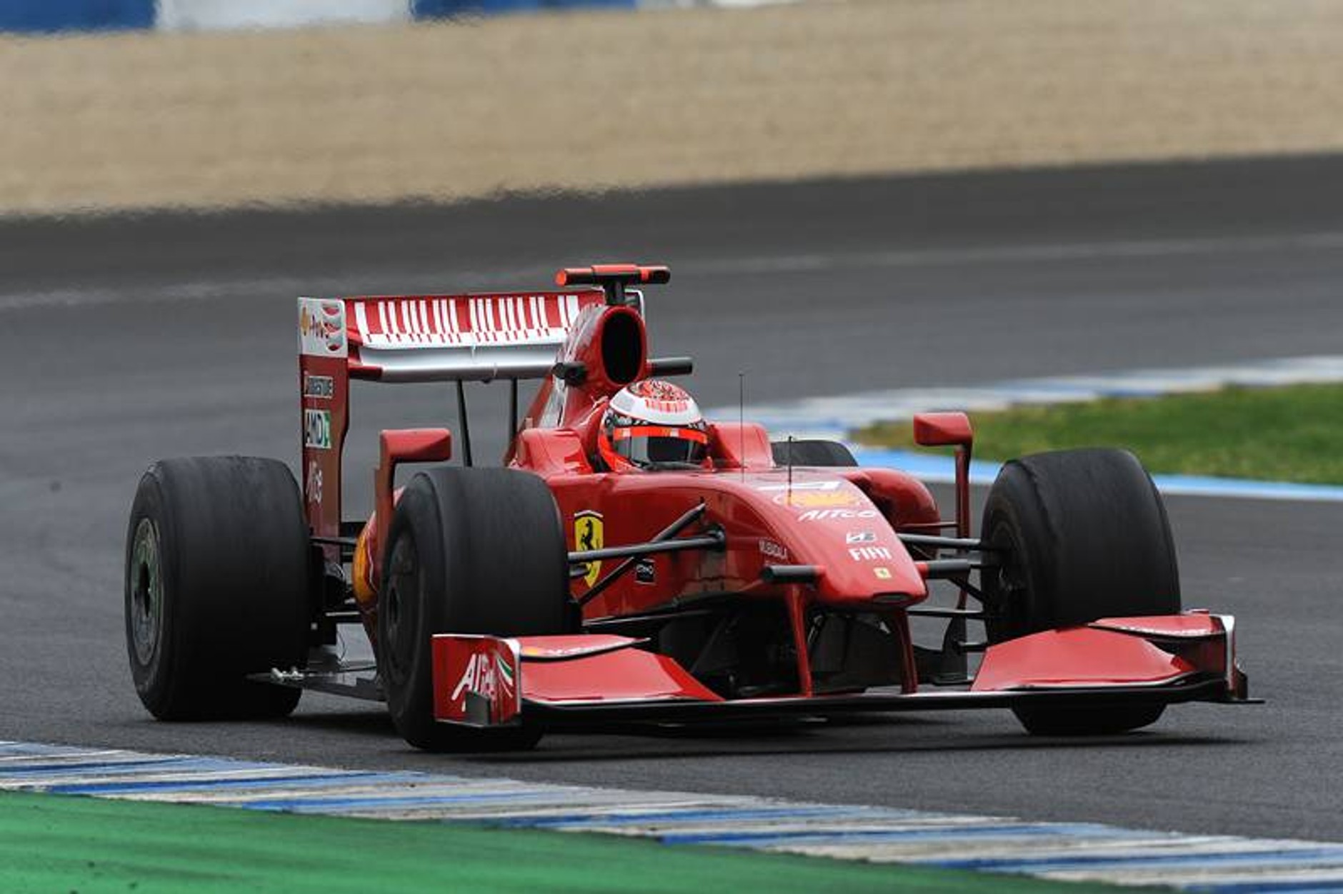 Formuła 1: fotogaleria z testów przed sezonem 2009