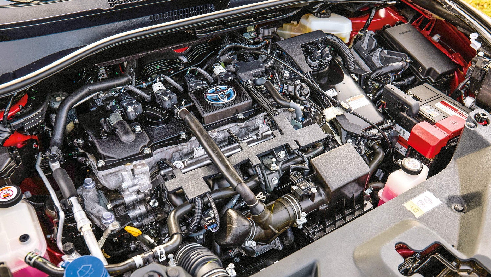 Toyota C-HR 1.8 Hybrid, 2012 r.