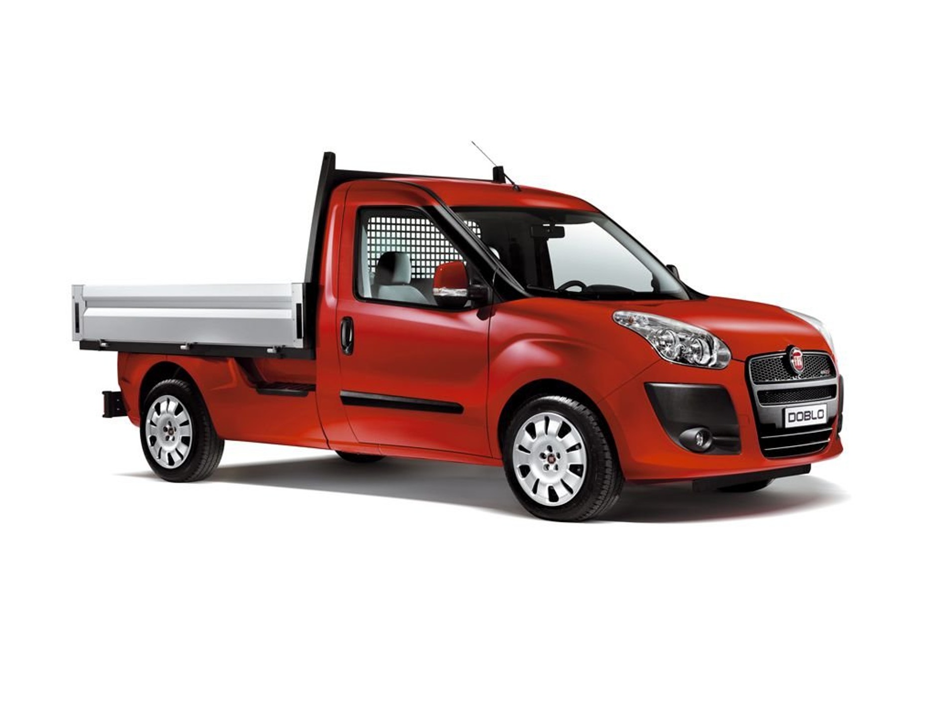 Fiat Doblo Work-Up: robotnik na medal