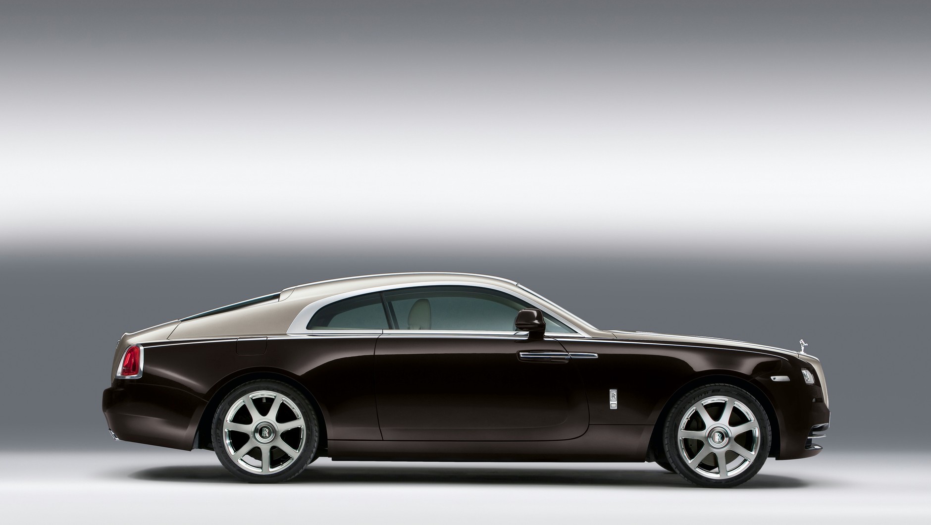 Rolls Royce Wraith.
