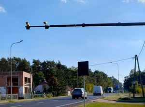 Nowy odcinkowy pomiar prędkości już działa. CANARD włączyło urządzenia na Podkarpaciu