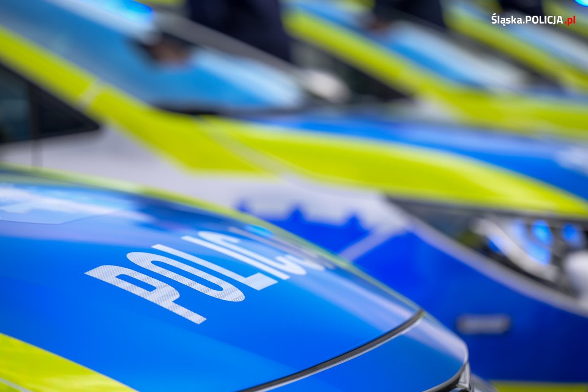 Policjanci ze Śląska dostali nowe radiowozy. Są hybrydowe