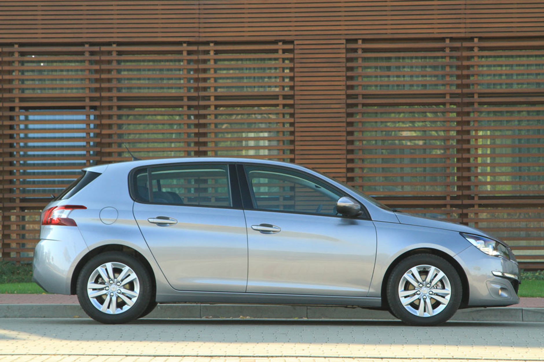 Test Peugeota 308 1.2 THP - Całkiem dobrze sobie radzi