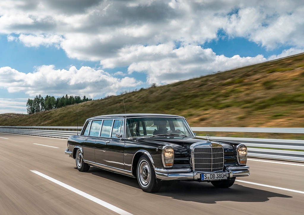 Mercedes 600