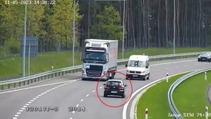 Dostrzegł ją operator kamer monitoringu. Zachowanie kierującej szokuje [WIDEO]
