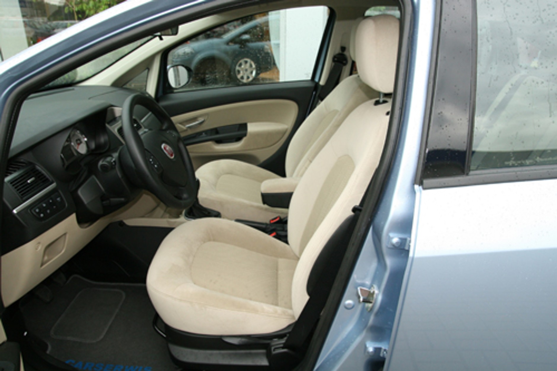 Fiat Linea 1.3 M-Jet Emotion - Skazany na sukces