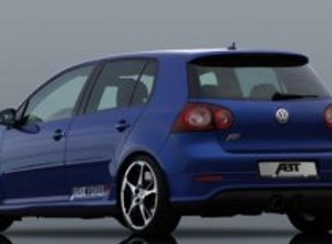 Volkswagen Golf R32 Abt – kompaktowy agresor