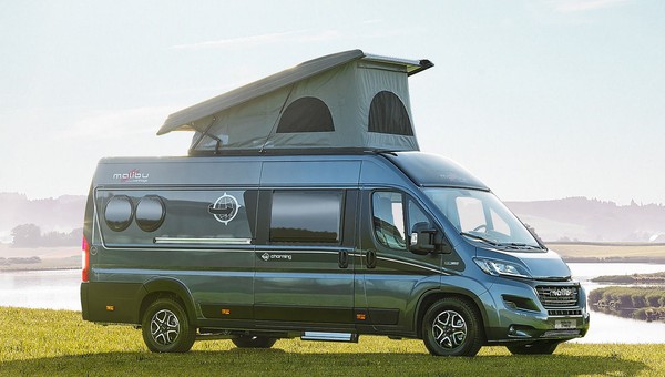 Małe kampery z namiotami sypialnymi na rok 2021