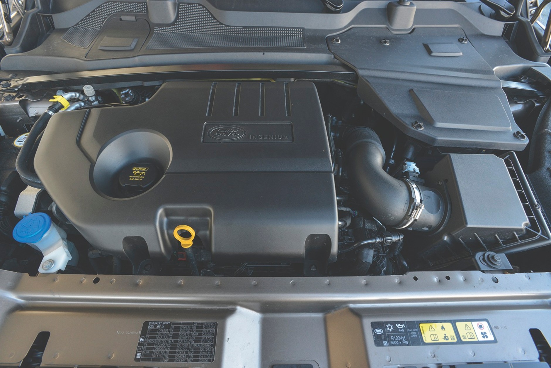 Land Rover Discovery Sport kontra Mitsubishi Outlander