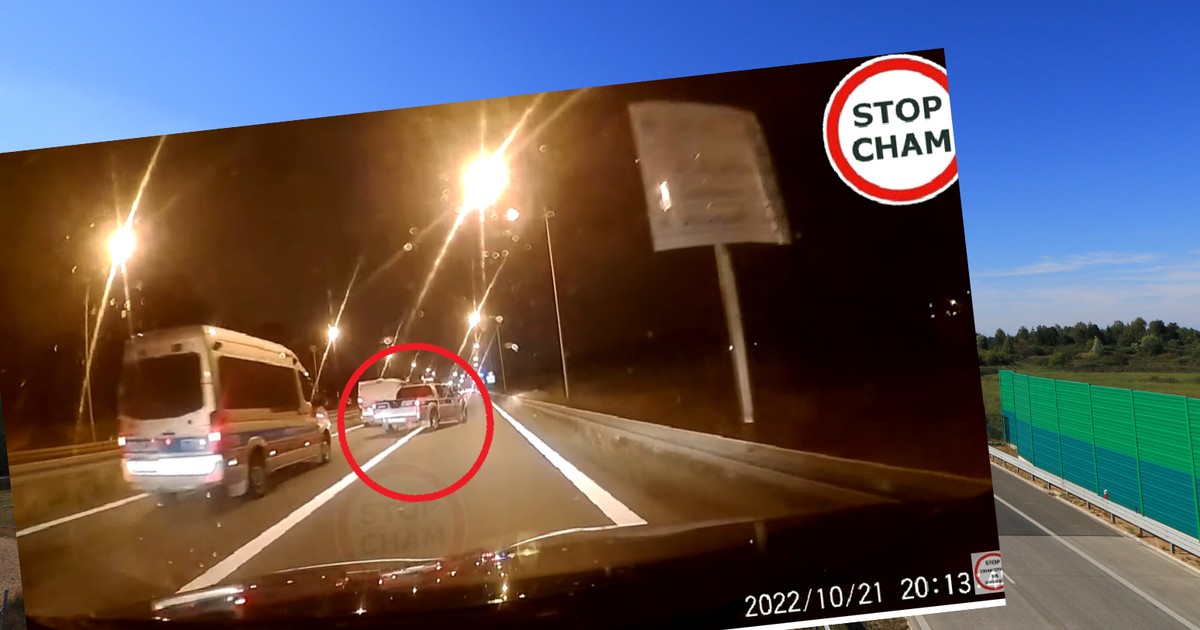 Policjant w nieprzepisowy sposób zmienił pas (youtube.com/STOPCHAM)