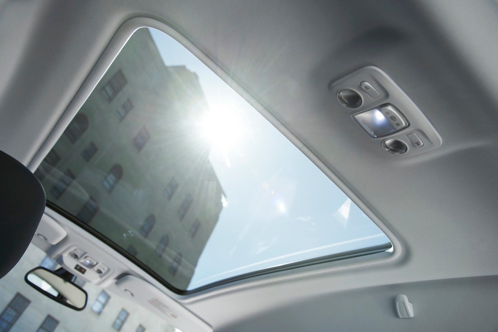 Genewa 2013: Peugeot 2008 – model globalny