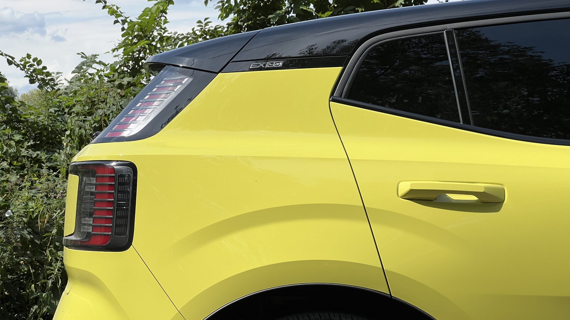Volvo EX30