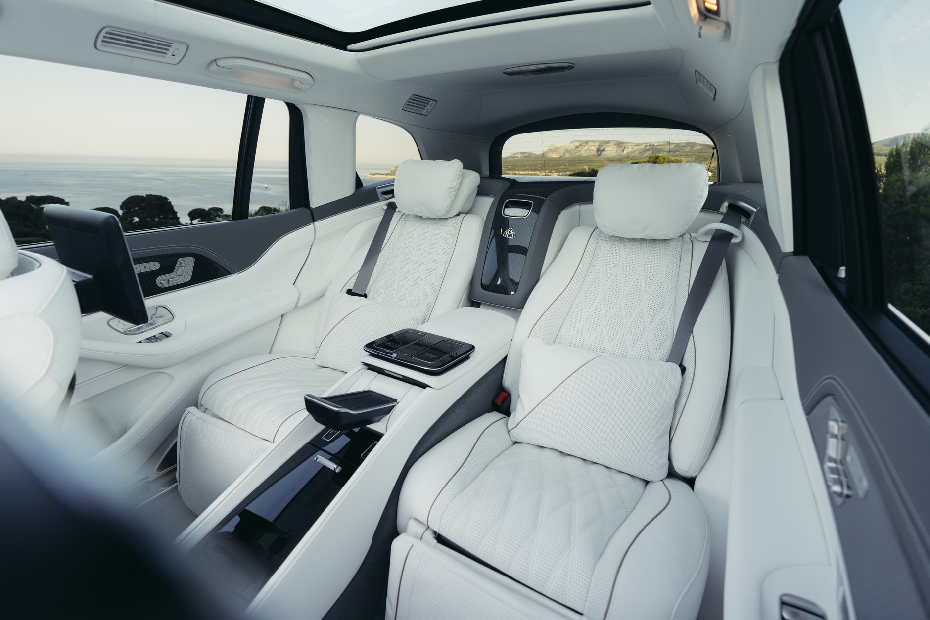 Mercedes‑Maybach GLS 680 2026