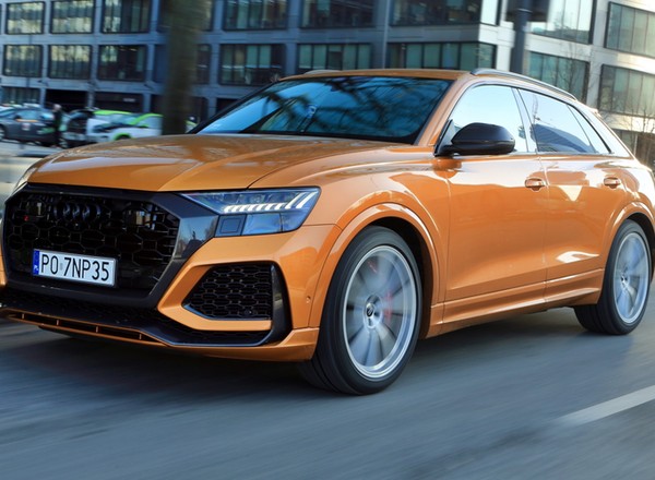 Audi RS Q8 – 600 KM potrafi poprawić humor