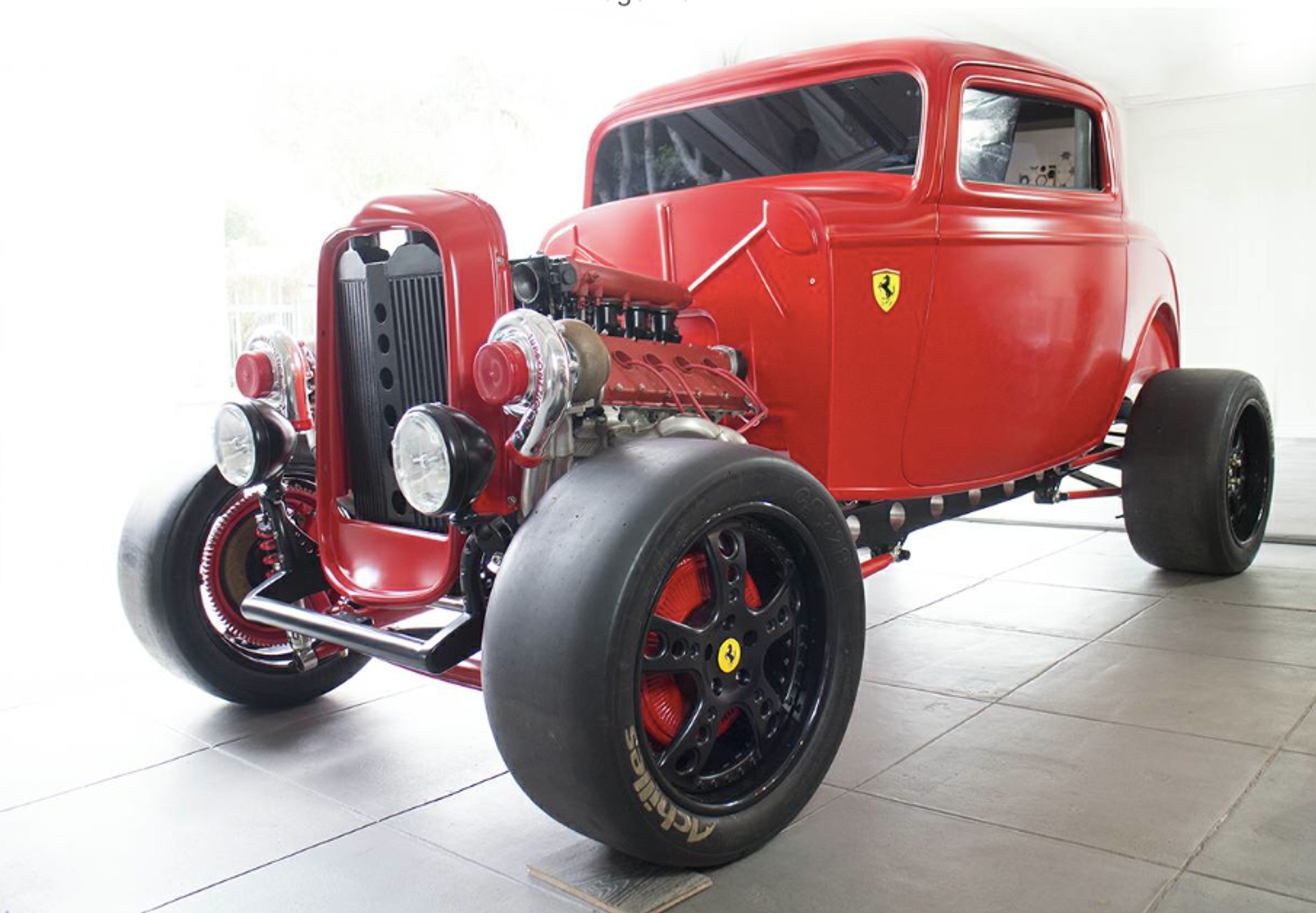 Hot rod Ferrari Turbo